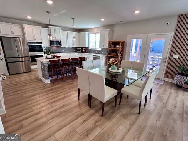 706 Lanarck Way, Peachtree City, GA 30269