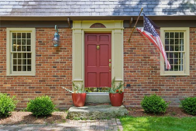 10580 Landau Dr, Mccandless, PA 15090