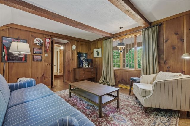 10580 Landau Dr, Mccandless, PA 15090