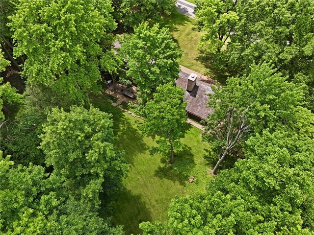 10580 Landau Dr, Mccandless, PA 15090
