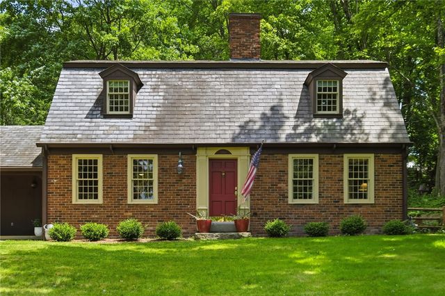 10580 Landau Dr, Mccandless, PA 15090