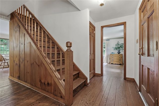 10580 Landau Dr, Mccandless, PA 15090