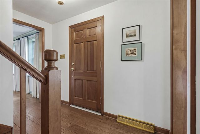 10580 Landau Dr, Mccandless, PA 15090
