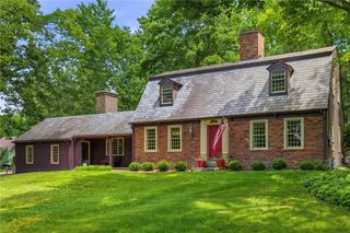 10580 Landau Dr, Mccandless, PA 15090