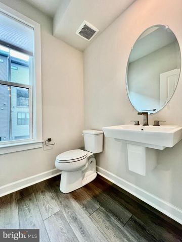 2339 WATER PROMENADE AVE, Herndon, VA 20171