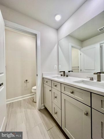 2339 WATER PROMENADE AVE, Herndon, VA 20171