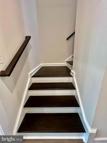 2339 WATER PROMENADE AVE, Herndon, VA 20171