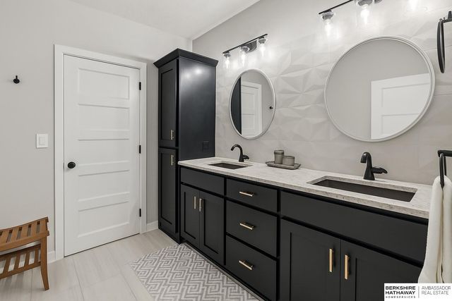 19904 Briar Street, Gretna, NE 68028