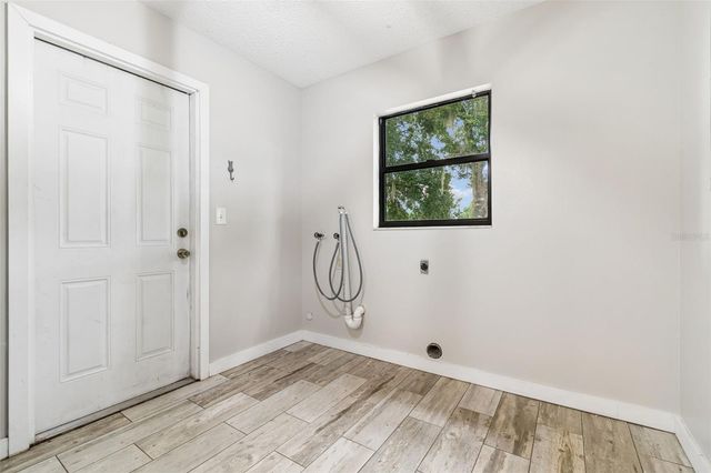 336 CORBETT ROAD, Lithia, FL 33547