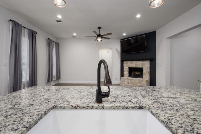 300 Bronco Drive, Pilot Point, TX 76258