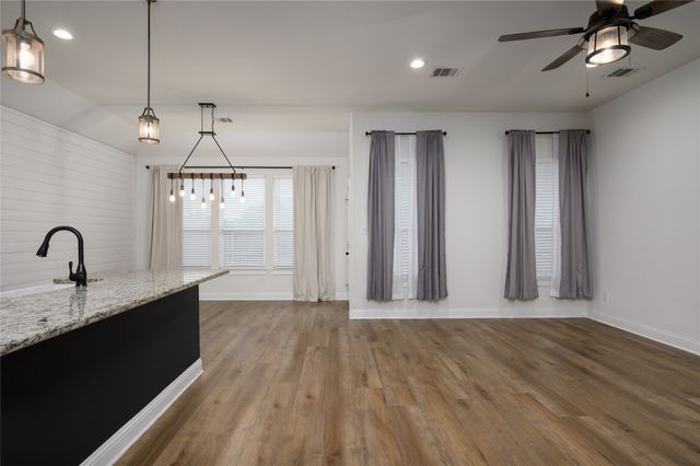 300 Bronco Drive, Pilot Point, TX 76258