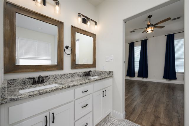 300 Bronco Drive, Pilot Point, TX 76258