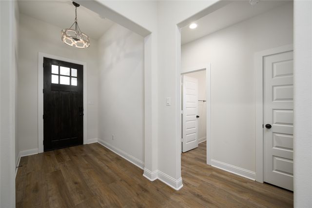 300 Bronco Drive, Pilot Point, TX 76258