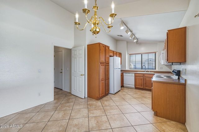 15962 W ACAPULCO Lane, Surprise, AZ 85379