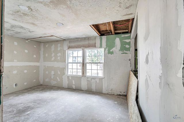 1106 W 67th St, Odessa, TX 79764