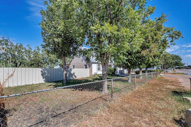 1106 W 67th St, Odessa, TX 79764