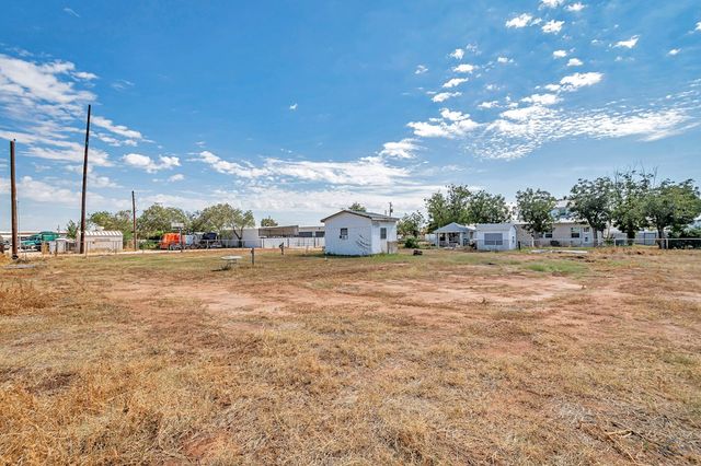 1106 W 67th St, Odessa, TX 79764