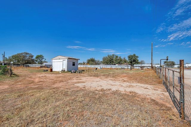 1106 W 67th St, Odessa, TX 79764