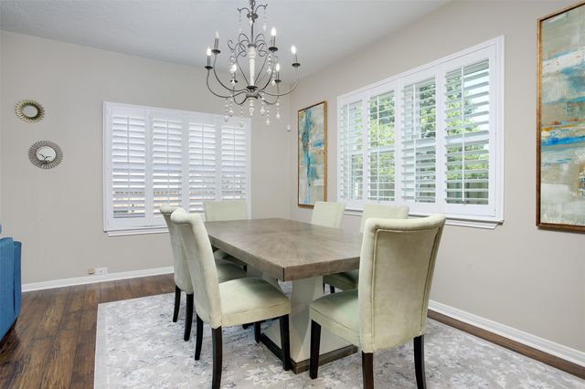 711 Cien Road, Kemah, TX 77565