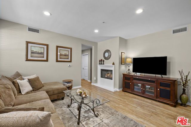 1546 Windshore Way, Oxnard, CA 93035