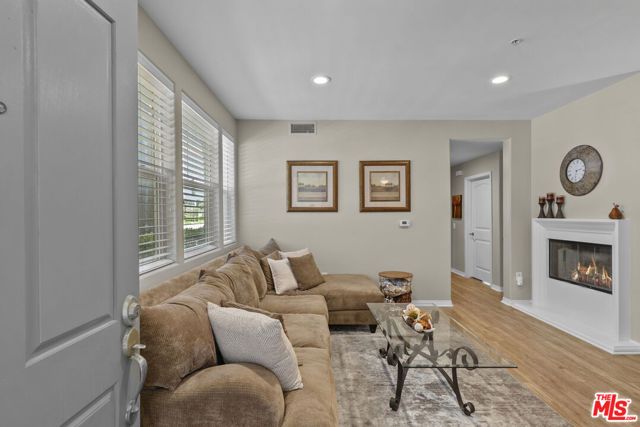 1546 Windshore Way, Oxnard, CA 93035