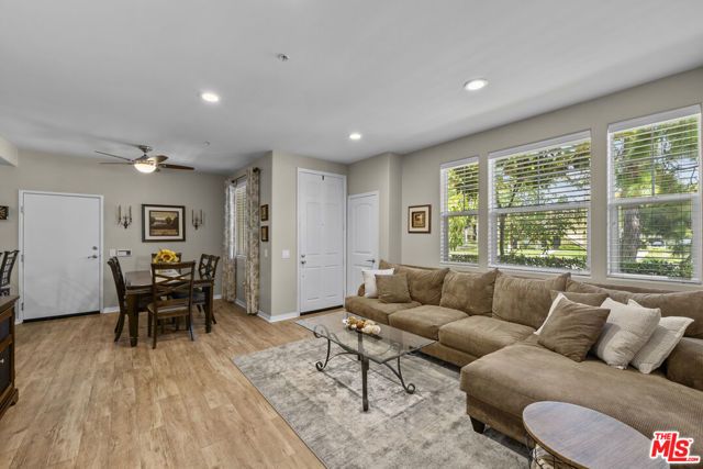 1546 Windshore Way, Oxnard, CA 93035