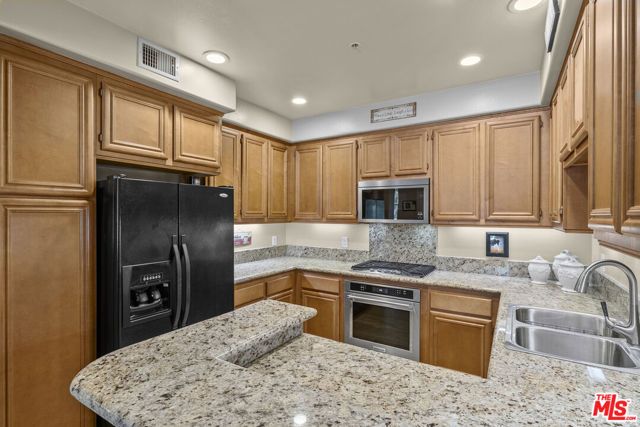1546 Windshore Way, Oxnard, CA 93035