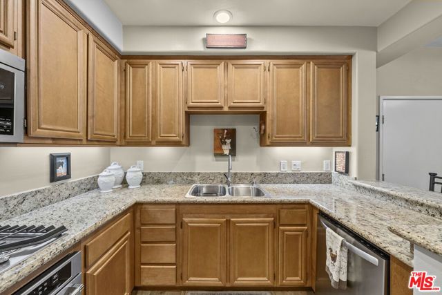 1546 Windshore Way, Oxnard, CA 93035