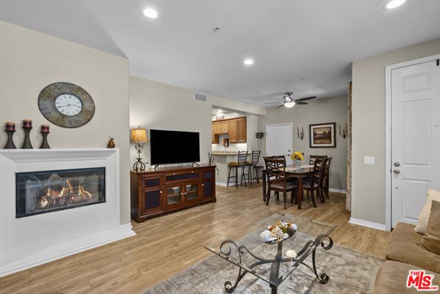 1546 Windshore Way, Oxnard, CA 93035