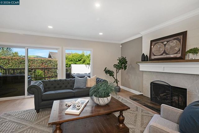 608 Serramonte Ct, Danville, CA 94526