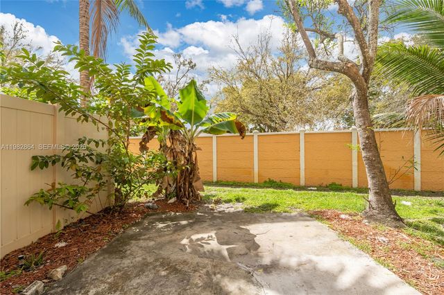 2400 SW 87th Way na, Miramar, FL 33025