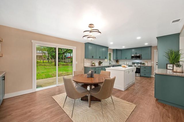 3831 Sheridan Rd, Cameron Park, CA 95682