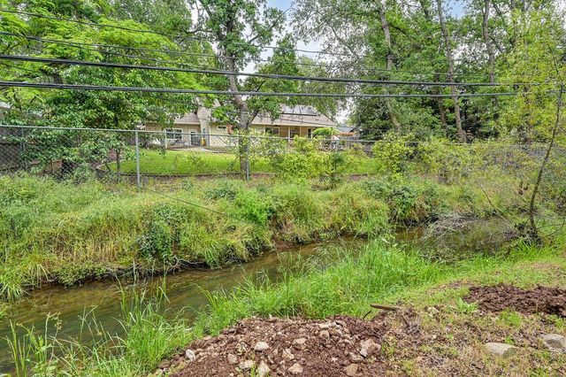 3831 Sheridan Rd, Cameron Park, CA 95682