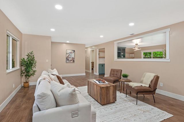 3831 Sheridan Rd, Cameron Park, CA 95682