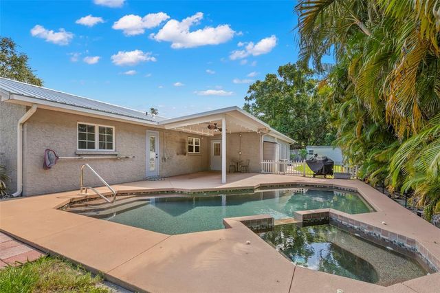 208 77TH STREET W, Bradenton, FL 34209