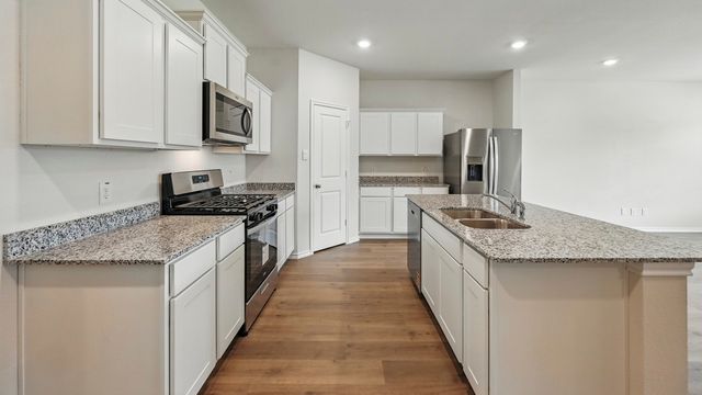 1814 Nestling Street, Crandall, TX 75114
