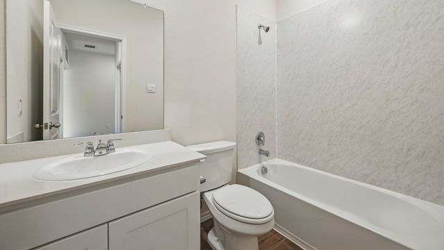 1814 Nestling Street, Crandall, TX 75114