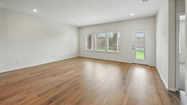 1814 Nestling Street, Crandall, TX 75114