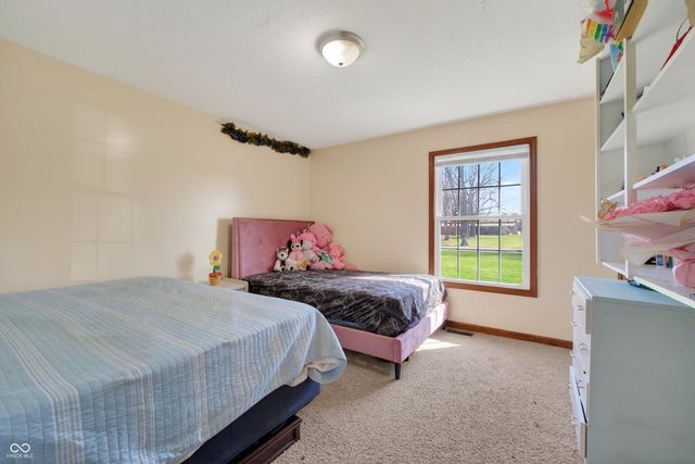 1111 S Rangeline Road, Anderson, IN 46012