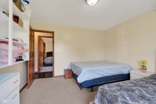 1111 S Rangeline Road, Anderson, IN 46012