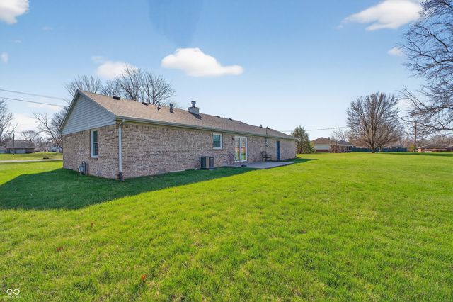 1111 S Rangeline Road, Anderson, IN 46012