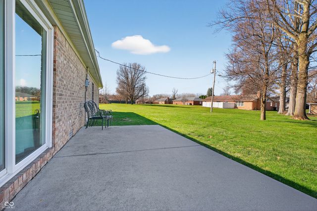 1111 S Rangeline Road, Anderson, IN 46012