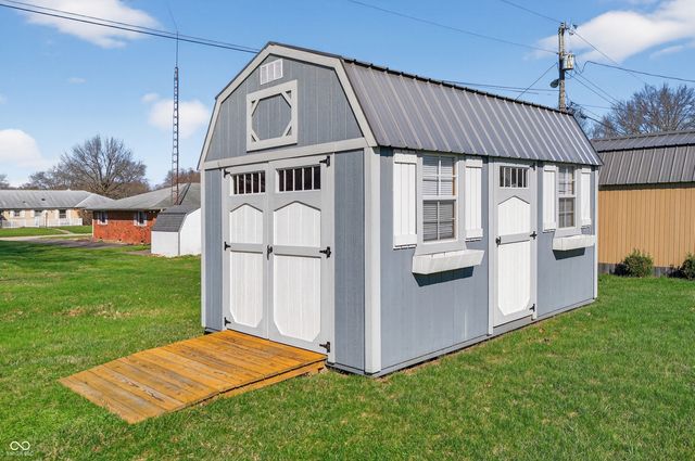 1111 S Rangeline Road, Anderson, IN 46012