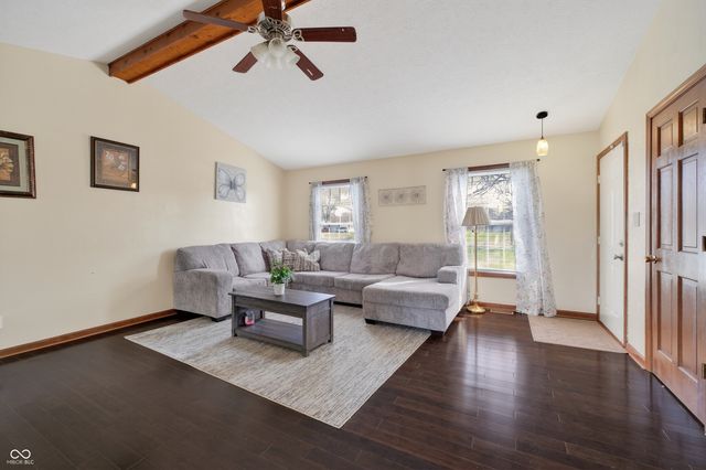 1111 S Rangeline Road, Anderson, IN 46012