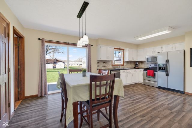 1111 S Rangeline Road, Anderson, IN 46012