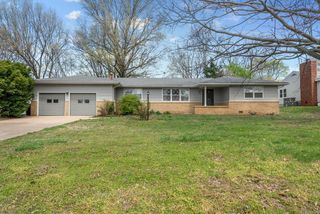 1439 East Mcclernon Street, Springfield, MO 65803