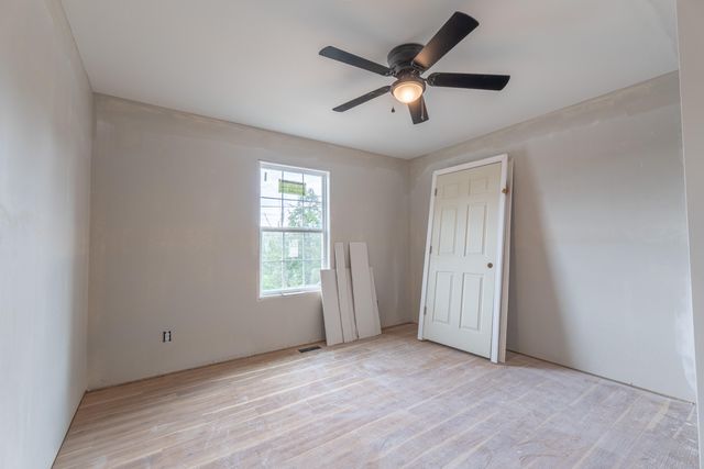 304 Kentucky 3057, Ferguson, KY 42533