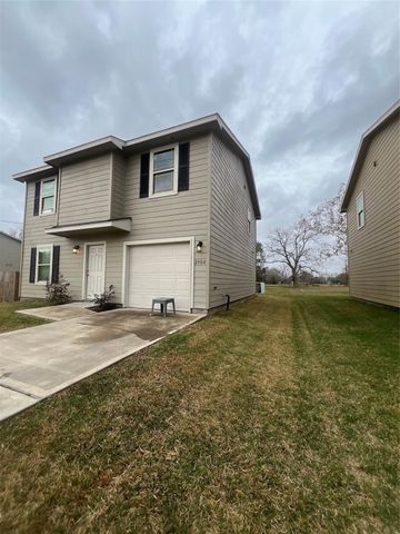 2904 Moore Avenue Avenue, Bay City, TX 77414