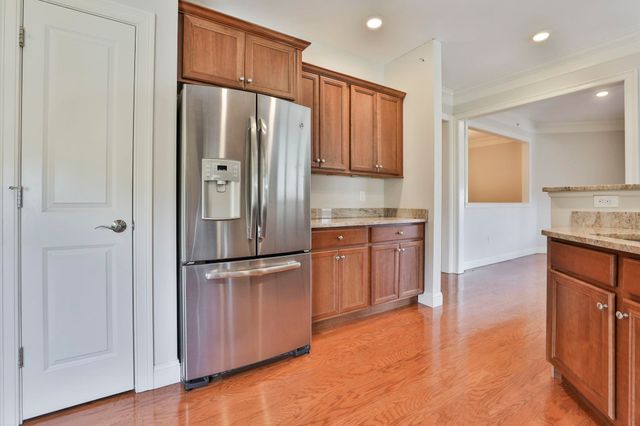 10 Braemoor Woods Rd Apt 401, Salem, NH 03079