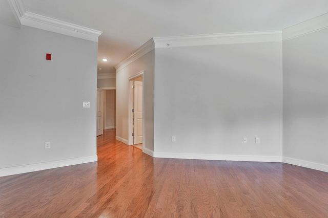 10 Braemoor Woods Rd Apt 401, Salem, NH 03079